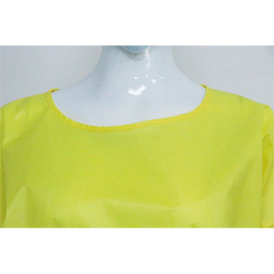 Non Absorbent 20g PP Lightweight Yellow Isolation Gowns